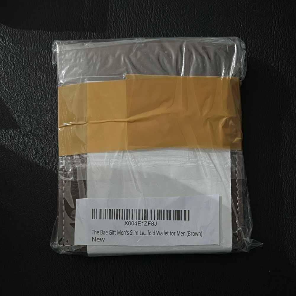 Men's Slim Fold Wallet brown